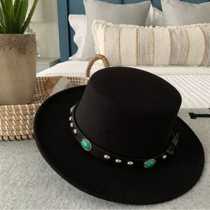 Round Brim Turquoise Embelished Felt Hat